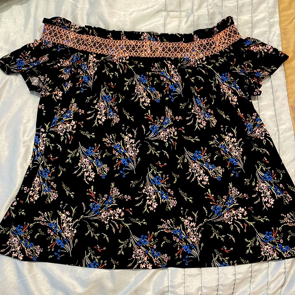 NWOT CeCe off-the-shoulder floral print short sleeve blouse Size XL
